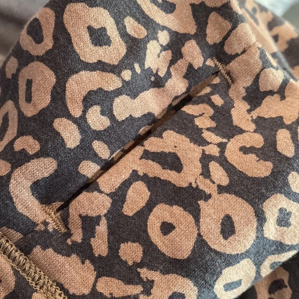 Cuddl Duds Size XL Lagenlook Open Front Cardigan Animal Print Drape Thumbhole - Picture 12 of 14